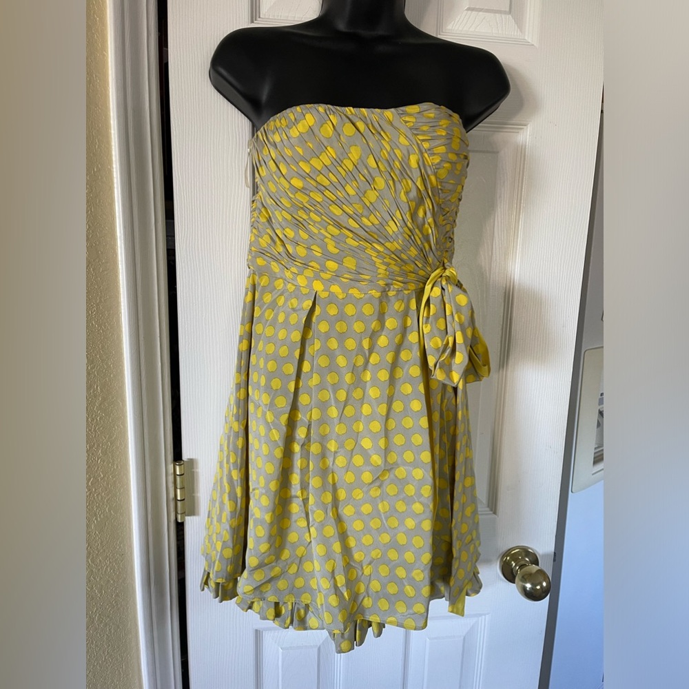ALICE & OLIVIA Strapless Grey & Yellow Polka Dot Dress, Size S - Picture 2 of 9